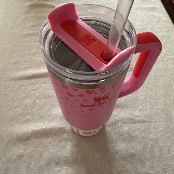 Stanley Pink Heart Quencher Tumbler - Picture 2 of 2
